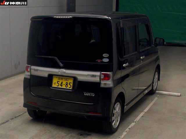 DAIHATSU TANTO 2009