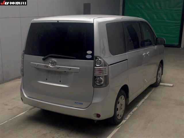 TOYOTA VOXY 2008