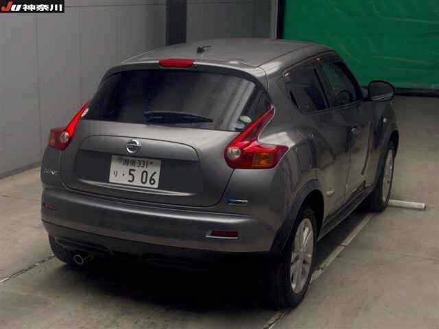 NISSAN JUKE 2011