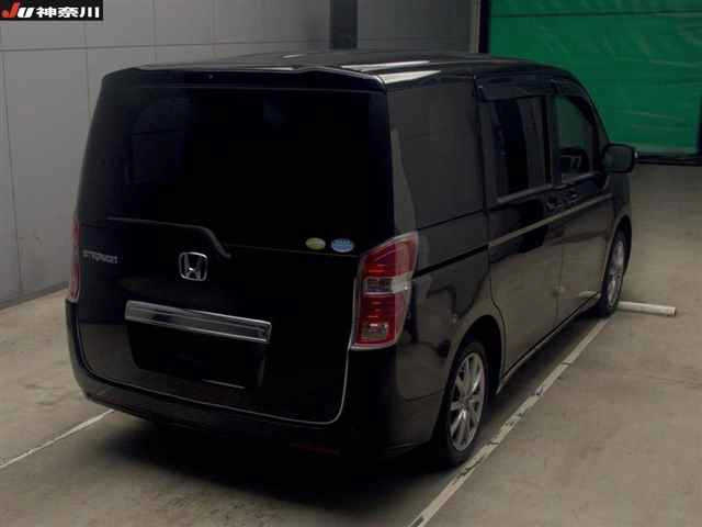 HONDA STEP WAGON 2010