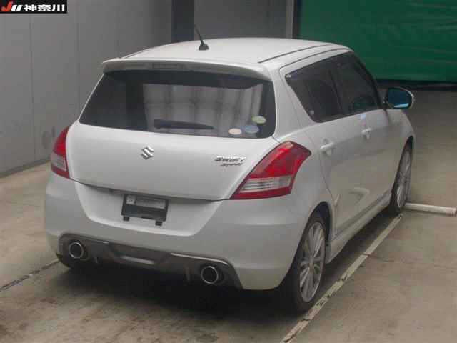 SUZUKI SWIFT 2012