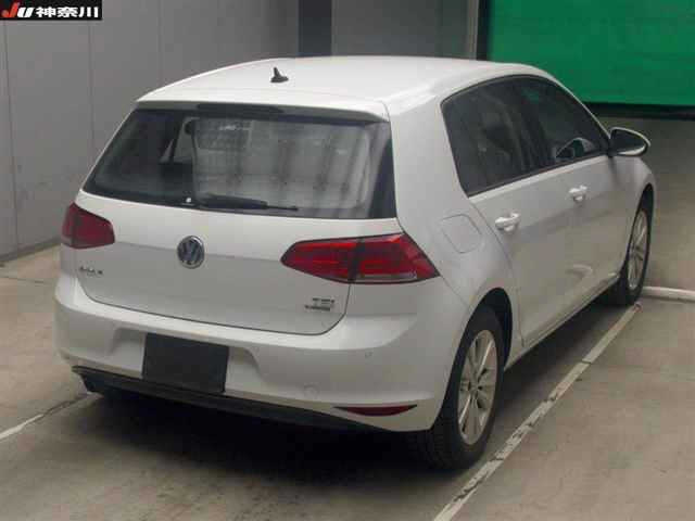 VOLKSWAGEN GOLF 2015