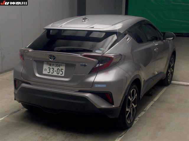TOYOTA C-HR 2017