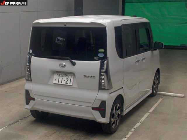 DAIHATSU TANTO 2019