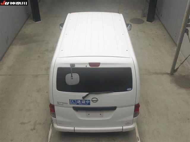 NISSAN NV200 2018