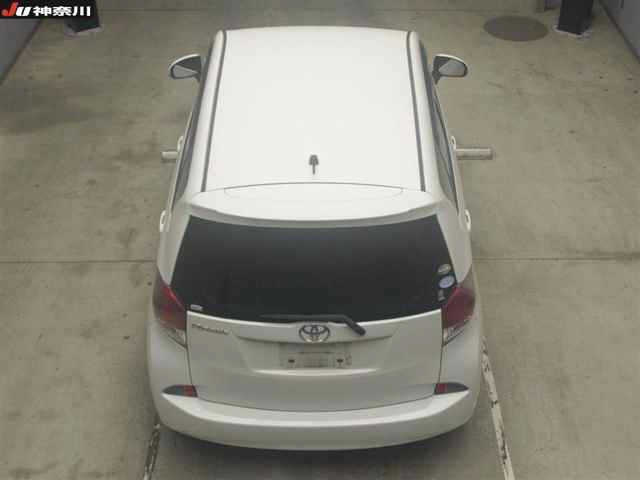 TOYOTA RACTIS 2015