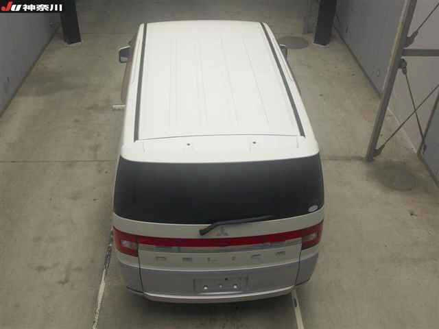 MITSUBISHI DELICA D5 2010