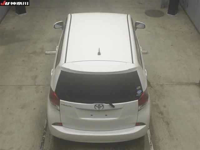 TOYOTA RACTIS 2015