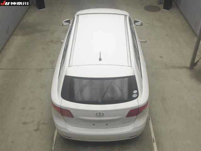 TOYOTA AVENSIS WAGON 2012