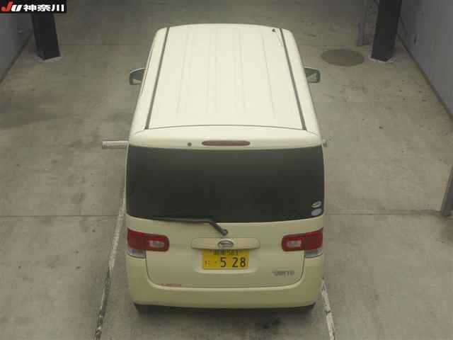 DAIHATSU TANTO 2009