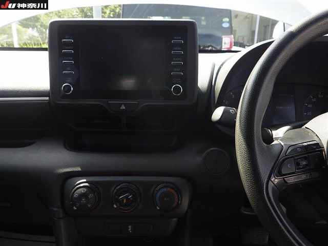 TOYOTA YARIS 2020
