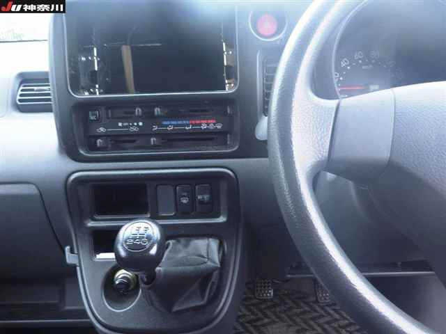 DAIHATSU HIJET VAN 2015