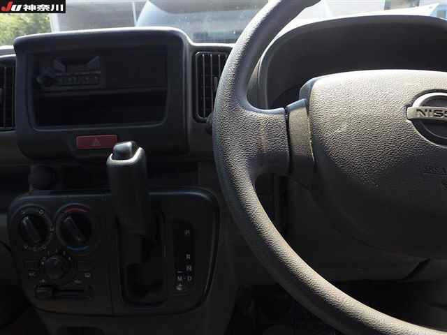 NISSAN CLIPPER VAN 2017