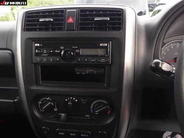 SUZUKI JIMNY 2011