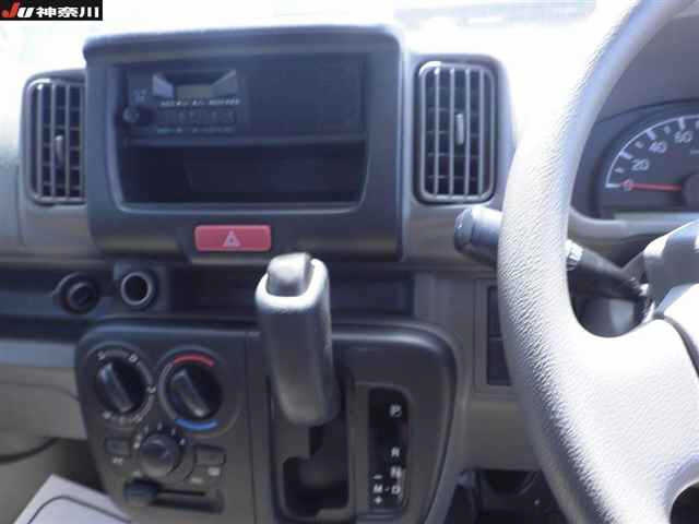 NISSAN CLIPPER VAN 2017