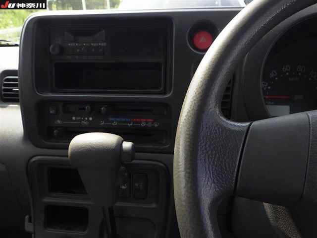 DAIHATSU HIJET VAN 2014