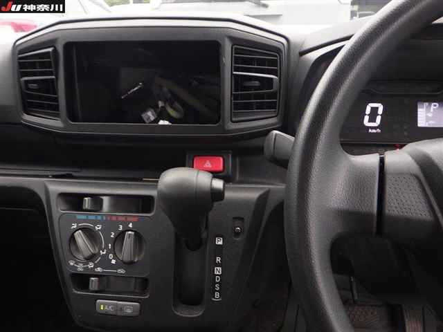 DAIHATSU MIRA E S 2022