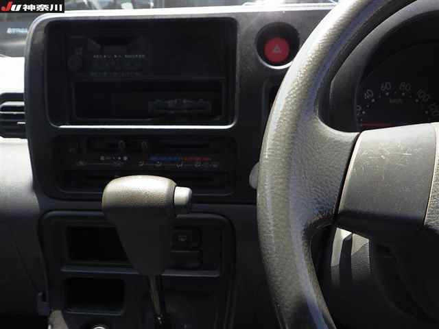 DAIHATSU HIJET VAN 2008