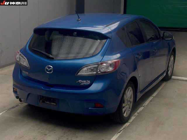 MAZDA AXELA 2013