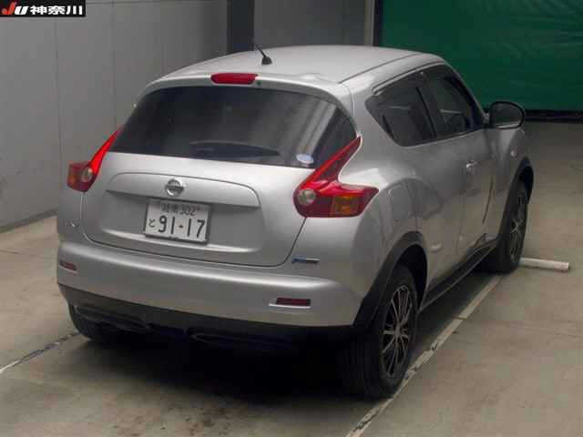 NISSAN JUKE 2012
