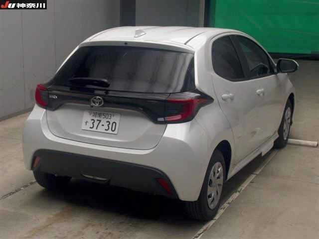 TOYOTA YARIS 2025