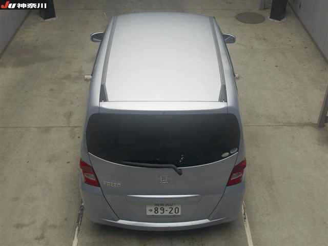 HONDA FREED 2009