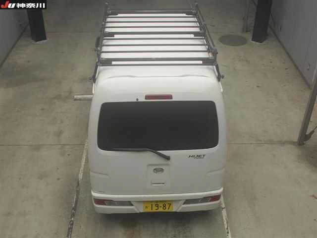 DAIHATSU HIJET VAN 2018