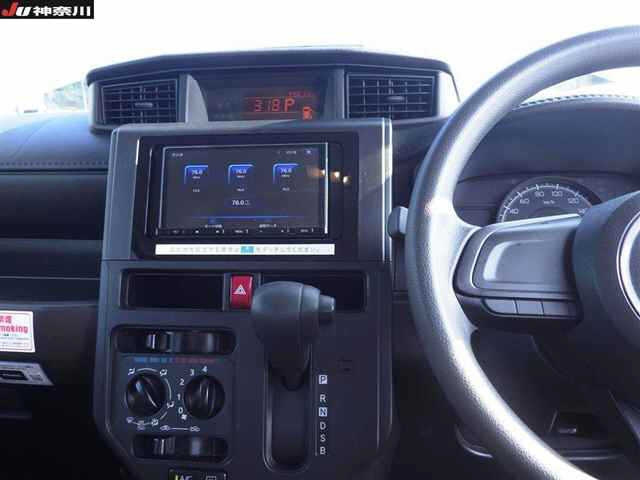 TOYOTA ROOMY 2022