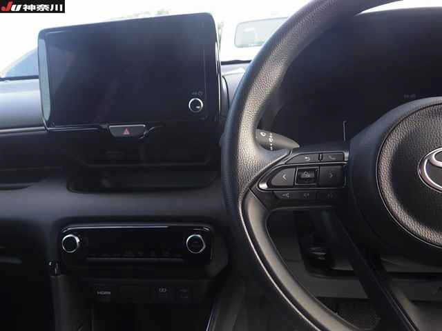 TOYOTA YARIS 2025