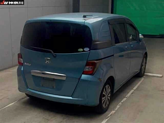 HONDA FREED 2012