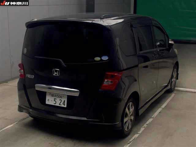 HONDA FREED 2009