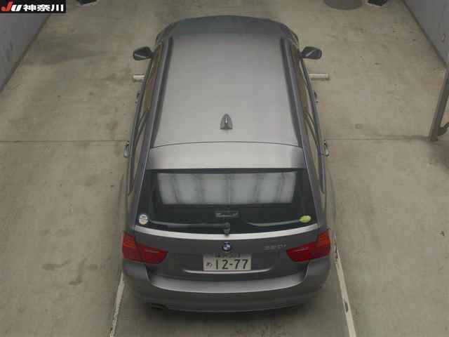 BMW 3 SERIES 2011