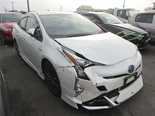 TOYOTA PRIUS 2017