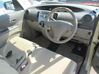 DAIHATSU TANTO 2009