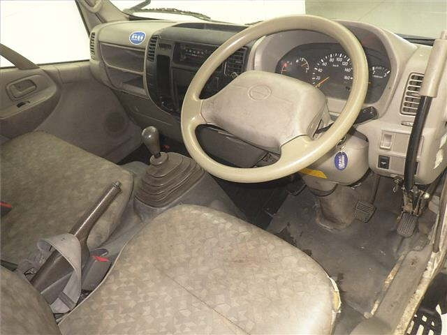 HINO DUTRO 2009