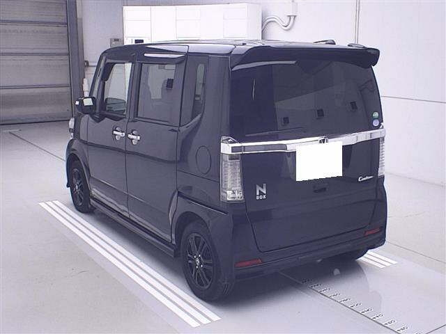 HONDA N BOX 2016