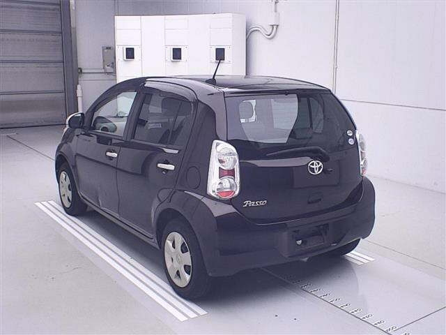 TOYOTA PASSO 2010