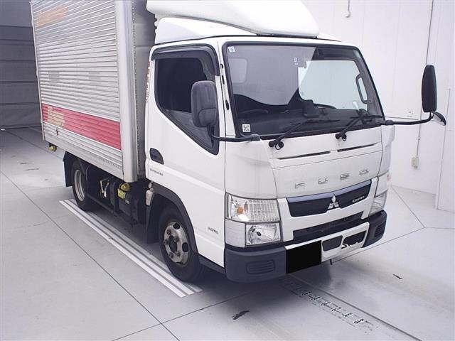 MITSUBISHI CANTER 2020