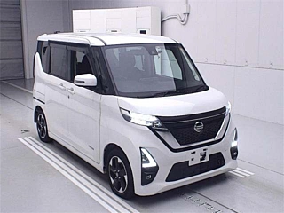 NISSAN ROOX 2020