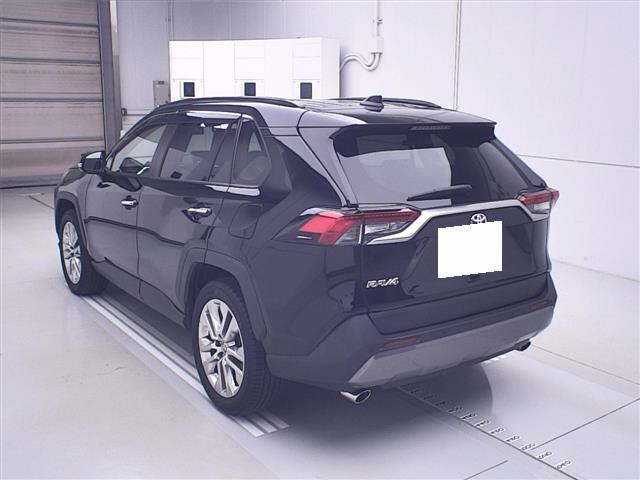 TOYOTA RAV4 2021