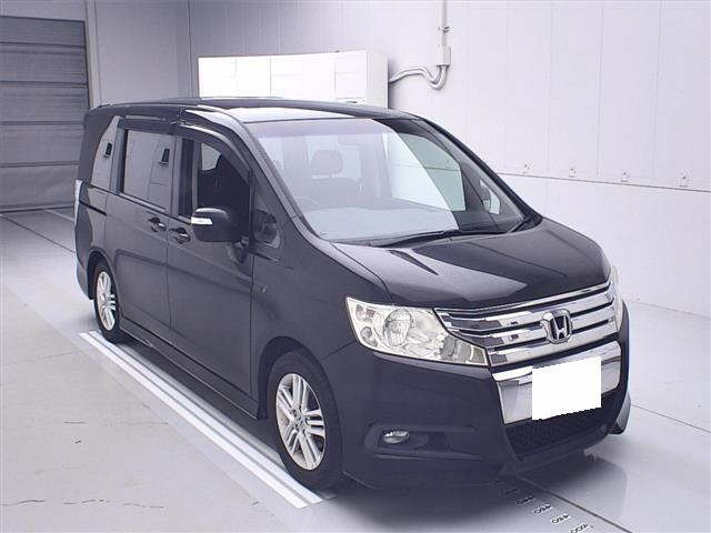 HONDA STEP WAGON 2011