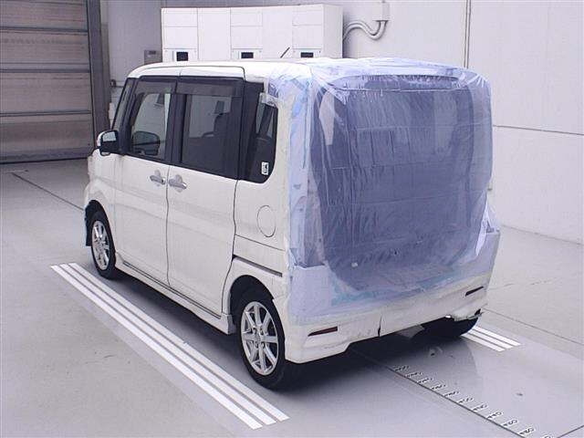 DAIHATSU TANTO 2015