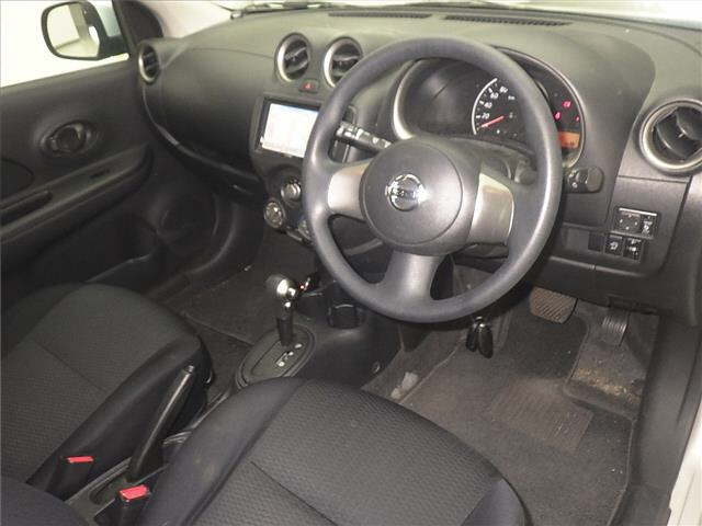NISSAN MARCH 2010