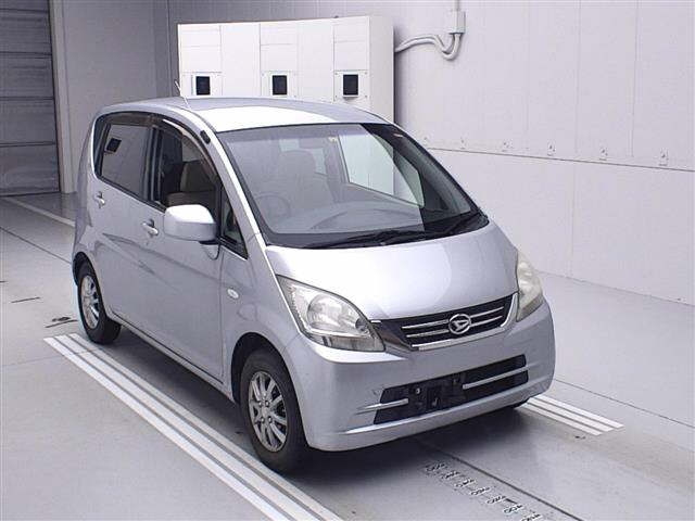 DAIHATSU MOVE 2010