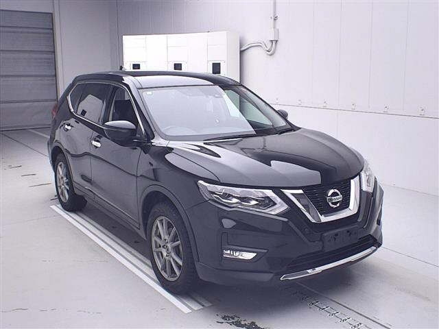 NISSAN X-TRAIL 2018