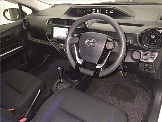 TOYOTA AQUA 2020