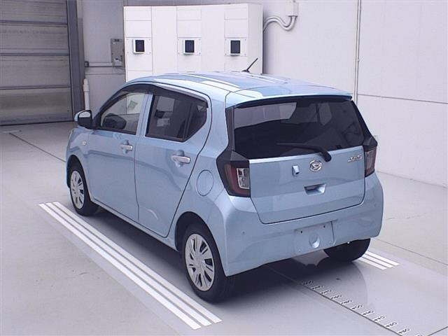 DAIHATSU MIRA E S 2022