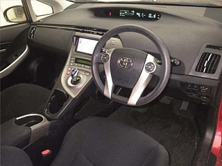 TOYOTA PRIUS 2014