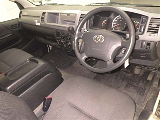 TOYOTA HIACE 2013