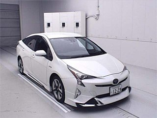 TOYOTA PRIUS 2016
